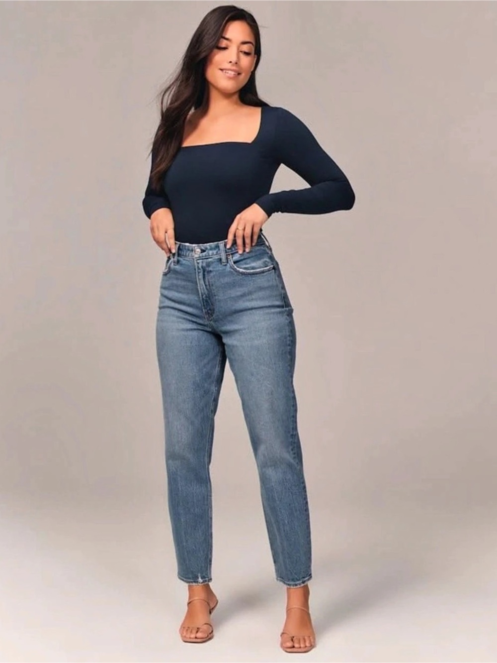Abercrombie & Fitch Curve Love The Mom High Rise Jeans Blue Waist 31